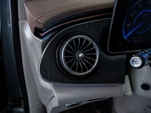 Used 2023 Mercedes-Benz EQE 350+ SUV w/ AMG Line Exterior Package image 38