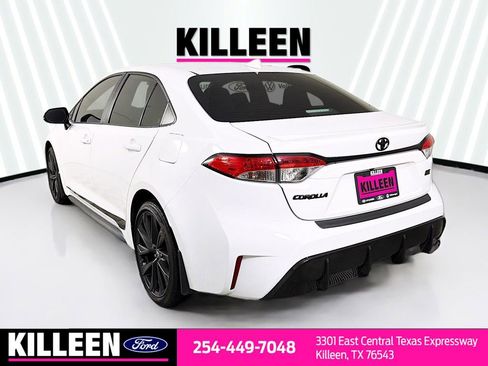 Used 2024 Toyota Corolla SE image 6