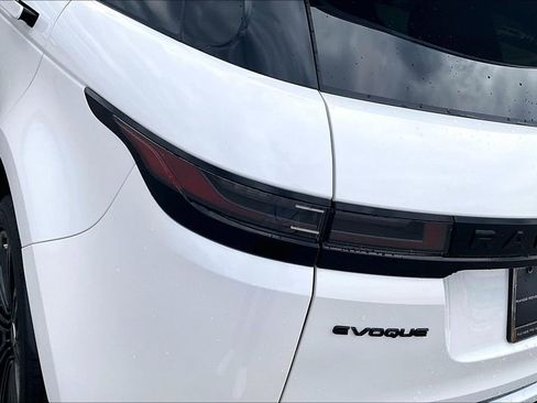 Used 2025 Land Rover Range Rover Evoque S image 31