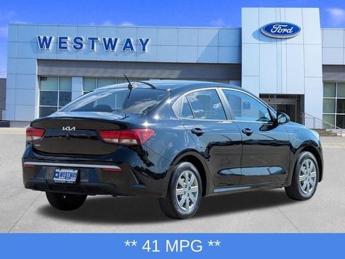 Used 2023 Kia Rio LX FWD image 3