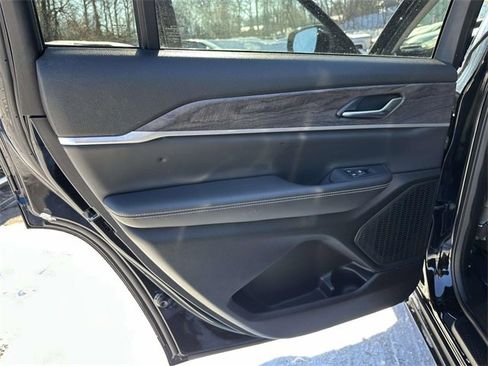 Certified 2023 Jeep Grand Cherokee L Limited image 16