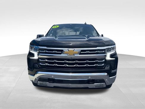 Used 2023 Chevrolet Silverado 1500 LTZ w/ LTZ Convenience Package II AWD/4WD image 19