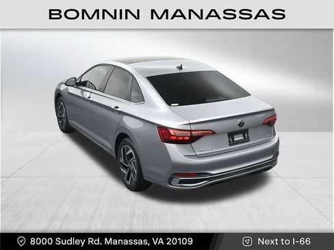 Used 2023 Volkswagen Jetta SEL image 19