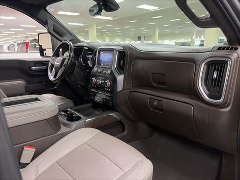 Used 2021 GMC Sierra 1500 SLT w/ SLT Premium Plus Package image 9