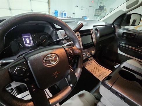 Used 2019 Toyota Tundra SR image 10