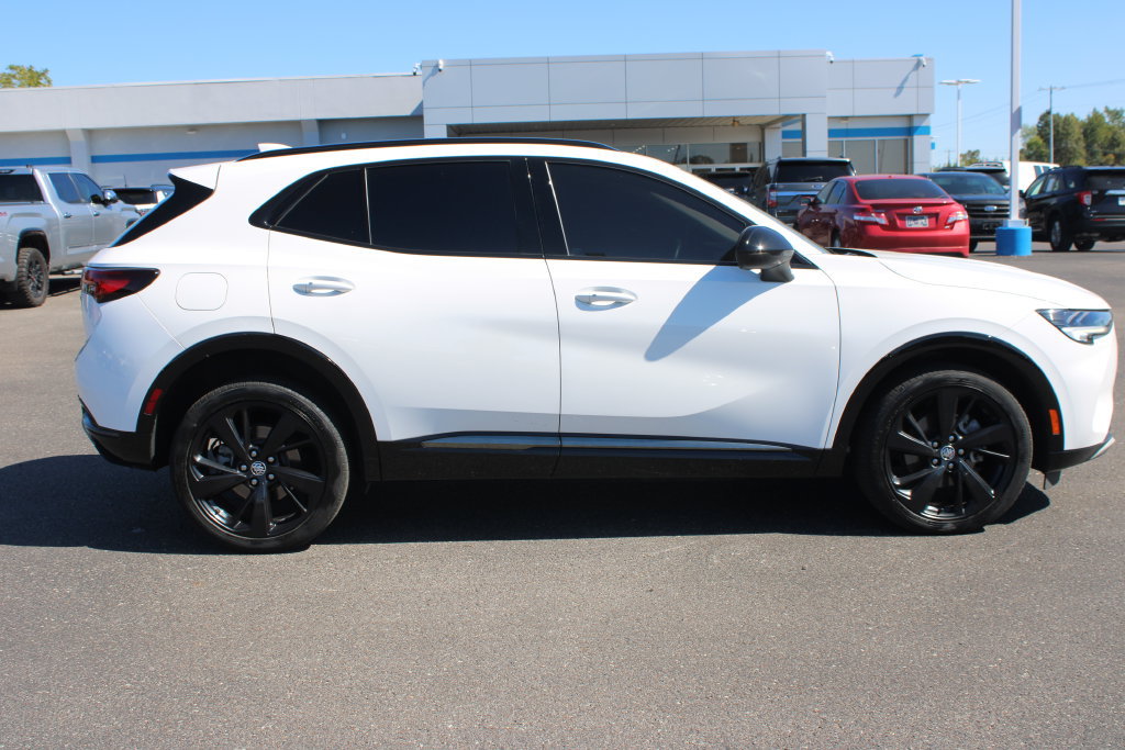 Used 2023 Buick Envision Essence w/ Sport Touring Package FWD image 10
