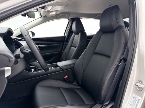 Used 2025 MAZDA MAZDA3 s image 19