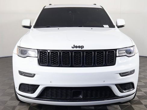 Used 2017 Jeep Grand Cherokee Summit w/ Platinum Series Group image 2