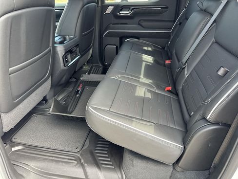 New 2026 GMC Sierra 1500 AT4X w/ LPO, Black Badging Package AWD/4WD image 25
