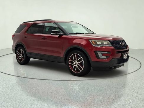 Used 2017 Ford Explorer Sport AWD/4WD image 8