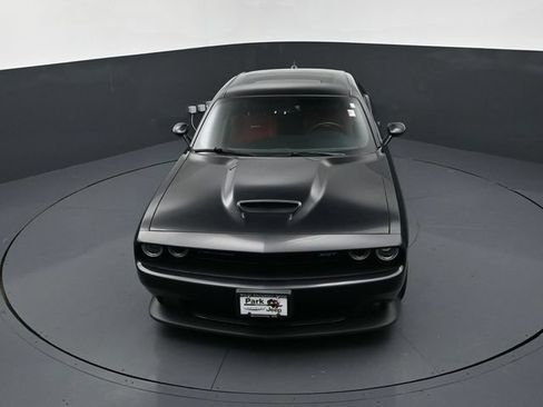 Used 2015 Dodge Challenger SRT w/ Technology Group RWD image 13