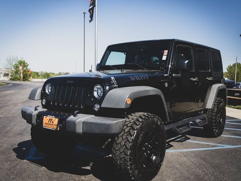 Used 2015 Jeep Wrangler Unlimited Sport AWD/4WD image 7