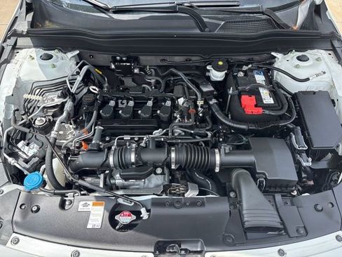 Used 2022 Honda Accord Sport image 19
