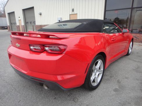 Used 2019 Chevrolet Camaro LT image 6