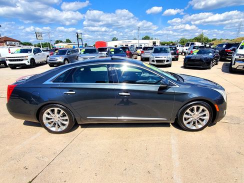 Used 2015 Cadillac XTS Luxury w/ Driver Awareness Package image 5