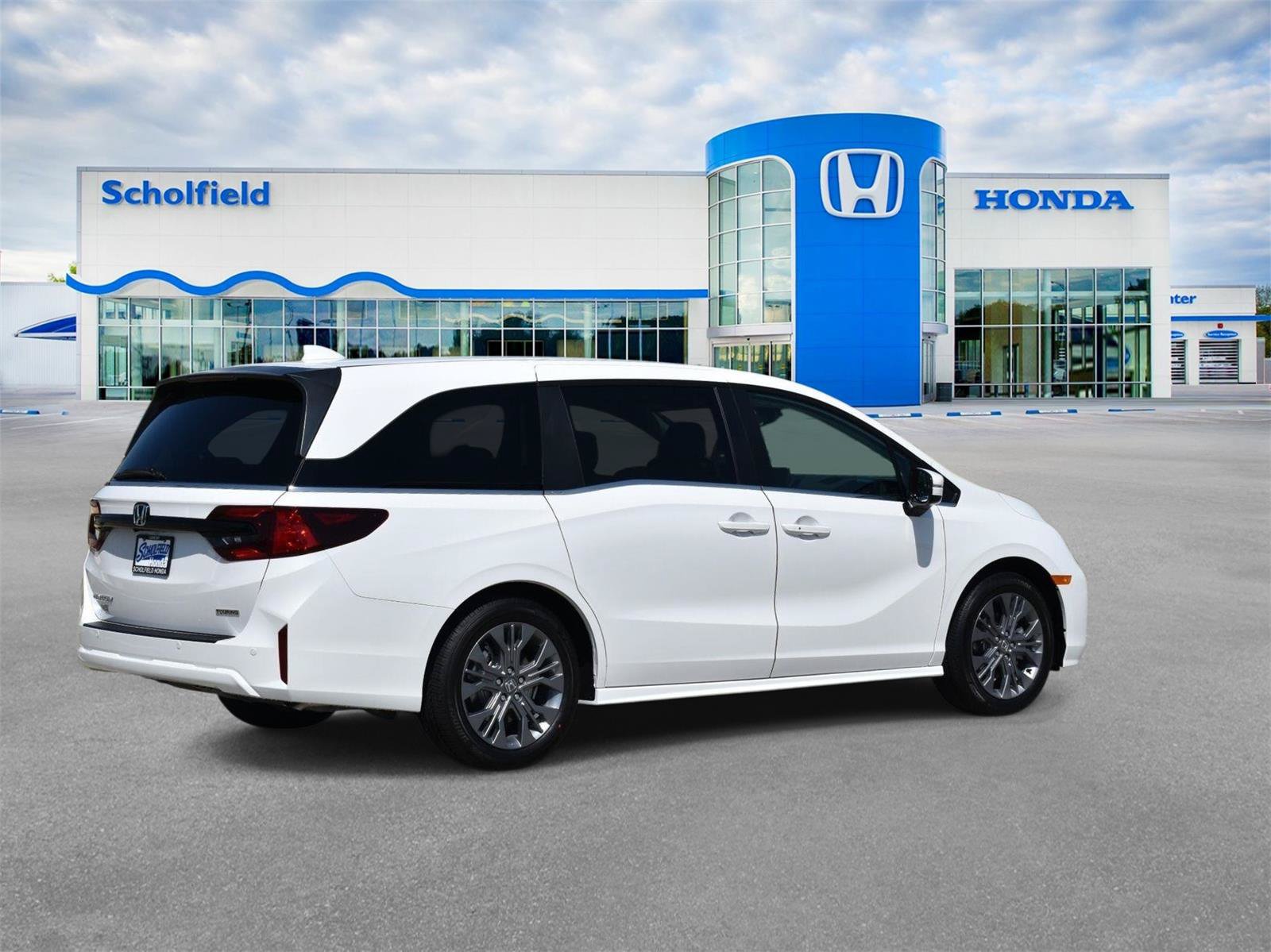 New 2026 Honda Odyssey Touring image 3