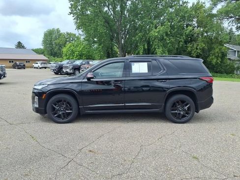Used 2022 Chevrolet Traverse Premier w/ Redline Edition AWD/4WD image 6