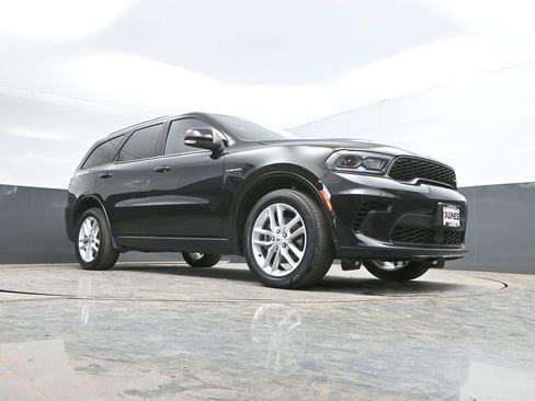 Used 2025 Dodge Durango R/T AWD/4WD image 32
