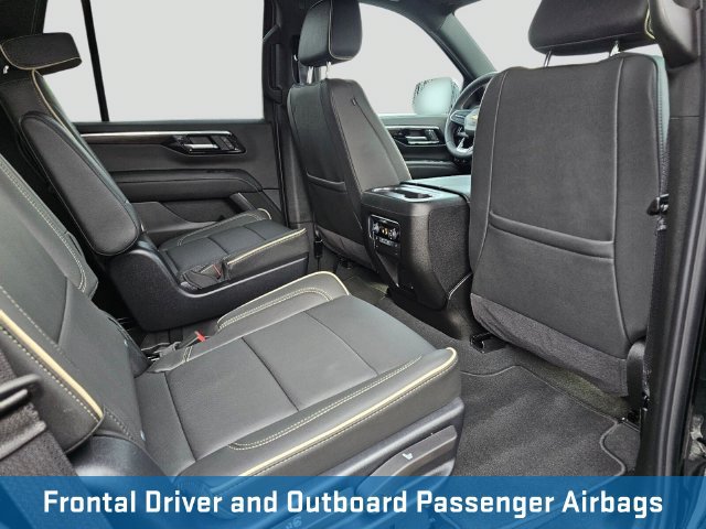 Used 2025 Chevrolet Tahoe Premier AWD/4WD image 16