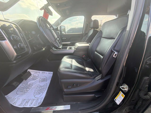 Used 2019 Chevrolet Silverado 2500 LTZ w/ Midnight Edition AWD/4WD image 23