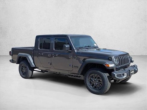 New 2026 Jeep Gladiator Sport AWD/4WD image 6