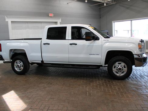 Used 2016 GMC Sierra 2500 4x4 Crew Cab w/ Sierra Convenience Package image 7