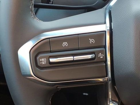 New 2026 GMC Canyon Elevation w/ Convenience Package RWD image 14