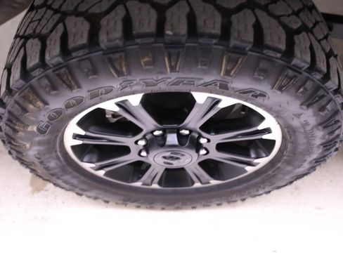 Used 2024 RAM 2500 Rebel image 36