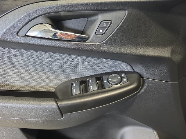 Used 2023 Chevrolet TrailBlazer LT w/ Convenience Package AWD/4WD image 21