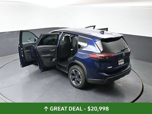 Used 2025 Nissan Rogue SV FWD image 61