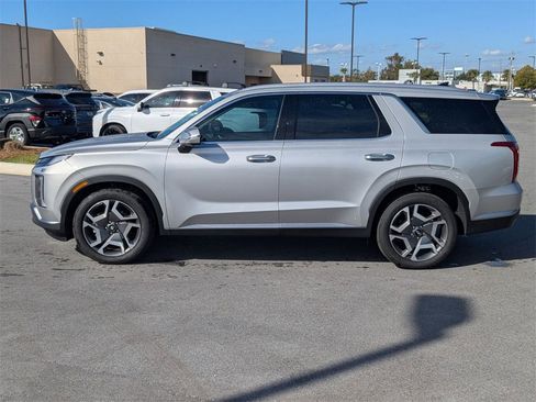 Certified 2025 Hyundai Palisade SEL image 9