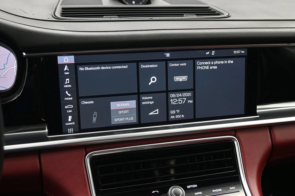 Used 2019 Porsche Panamera image 16