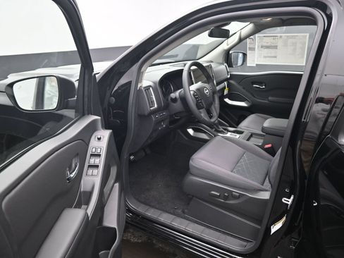 New 2026 Nissan Frontier SV w/ SV Convenience Package AWD/4WD image 10