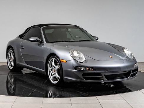Used 2006 Porsche 911 Carrera RWD image 10