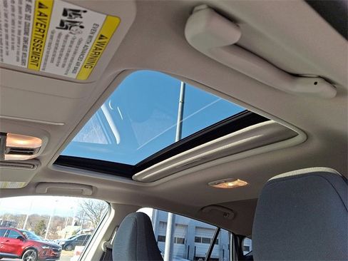 Used 2025 Subaru Crosstrek 2.0i Premium image 14