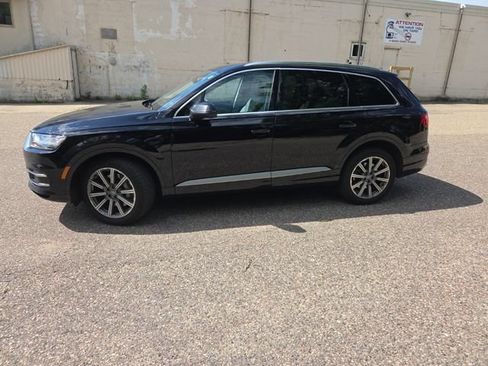 Used 2018 Audi Q7 3.0T Premium Plus w/ Premium Plus Package AWD/4WD image 4