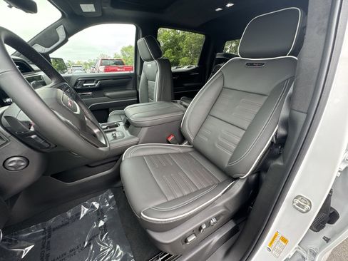 New 2026 GMC Sierra 1500 AT4X AWD/4WD image 13