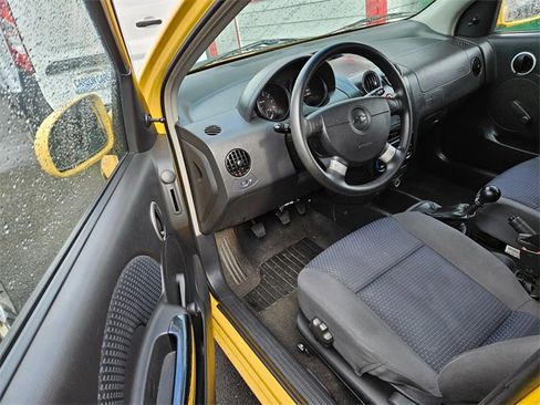 Used 2007 Chevrolet Aveo5 image 8