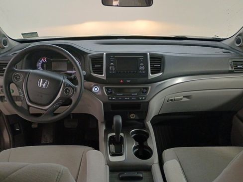 Used 2018 Honda Pilot LX image 17