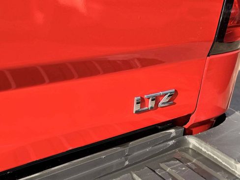 Used 2015 Chevrolet Silverado 3500 LTZ AWD/4WD image 6