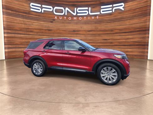 Used 2023 Ford Explorer Limited w/ Equipment Group 301A image 6