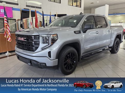 Used 2024 GMC Sierra 1500 Elevation w/ X31 Off-Road Package AWD/4WD image 1