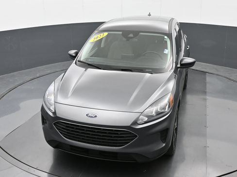 Used 2022 Ford Escape SE w/ SE Sport Appearance Package AWD/4WD image 35