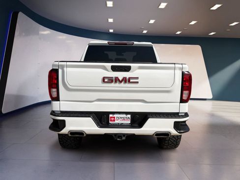 Used 2021 GMC Sierra 1500 Elevation w/ X31 Off-Road Package AWD/4WD image 4