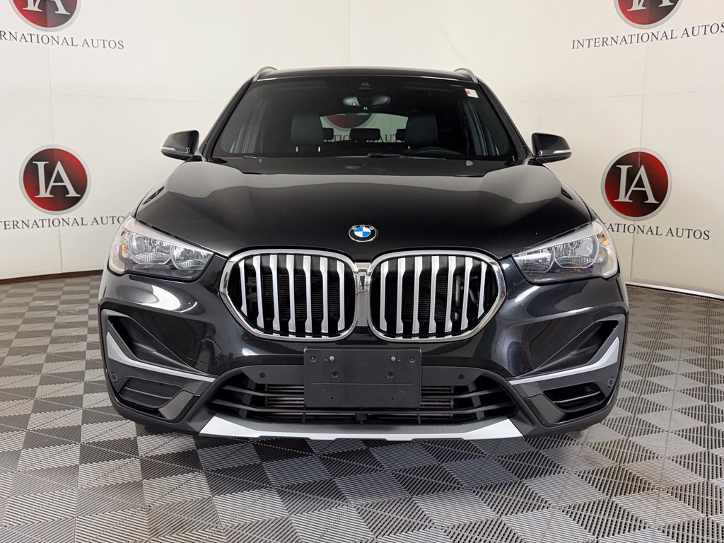 Used 2022 BMW X1 xDrive28i AWD/4WD image 2