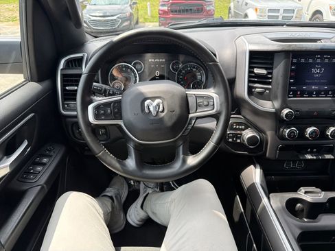 Used 2021 RAM 1500 Big Horn AWD/4WD image 14