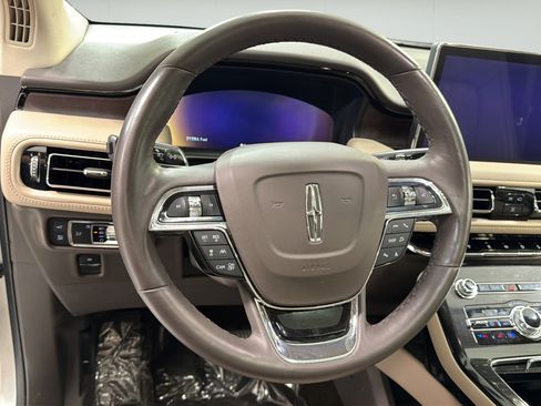 Used 2023 Lincoln Nautilus Reserve w/ Equipment Group 201A AWD/4WD image 12