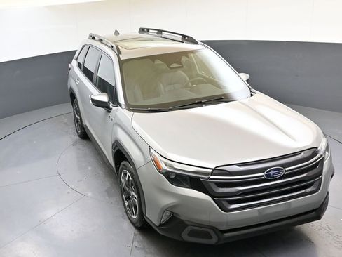 Used 2025 Subaru Forester Limited AWD/4WD image 50