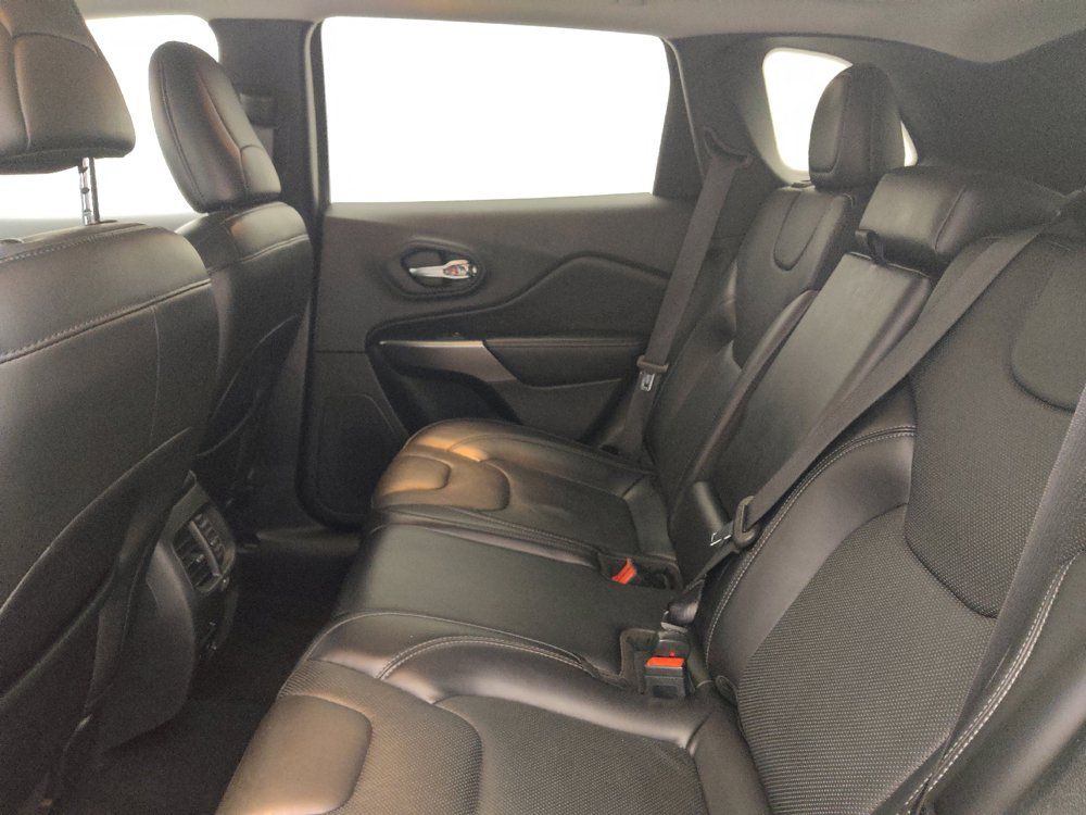 Used 2020 Jeep Cherokee Limited AWD/4WD image 18