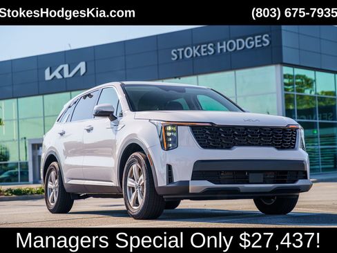 Used 2025 Kia Sorento LX FWD image 1